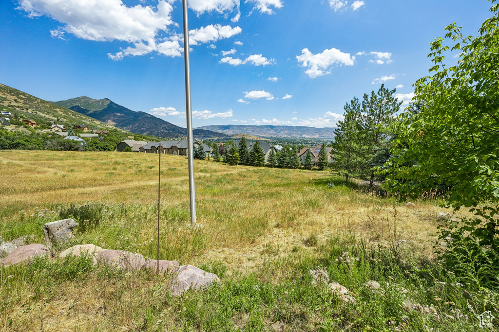 View of mountain feature