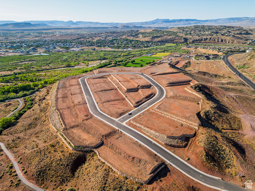 Bird's eye view featuring a mountain view