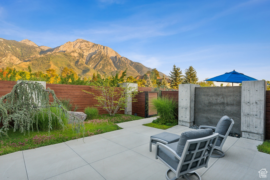 View of patio / terrace featuring a mountain view