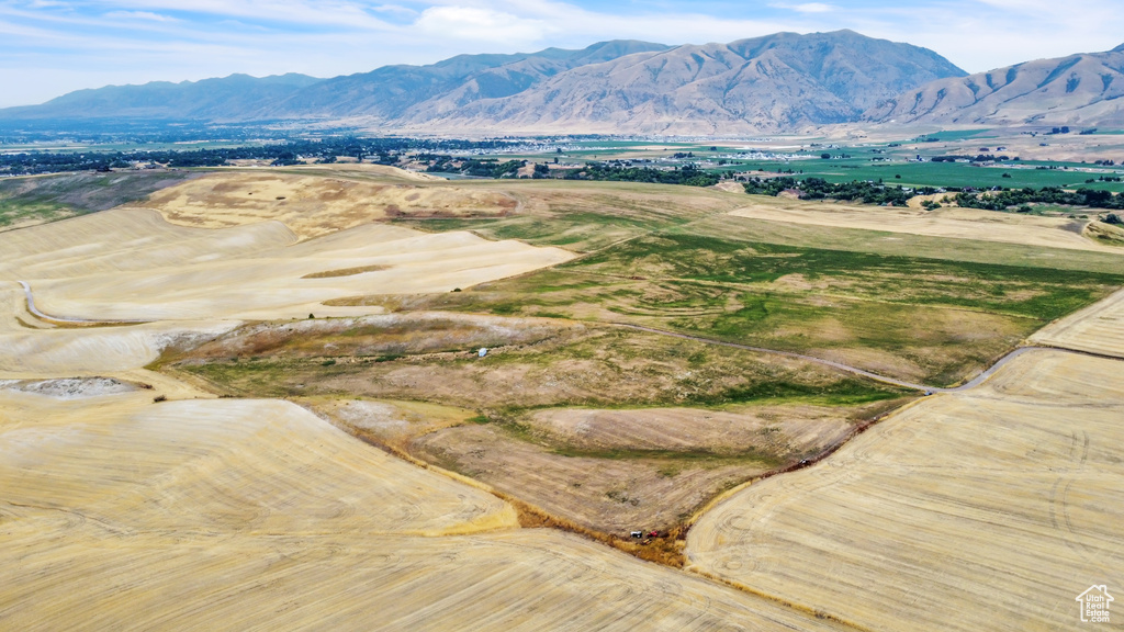 Bird\'s eye view featuring a mountain view