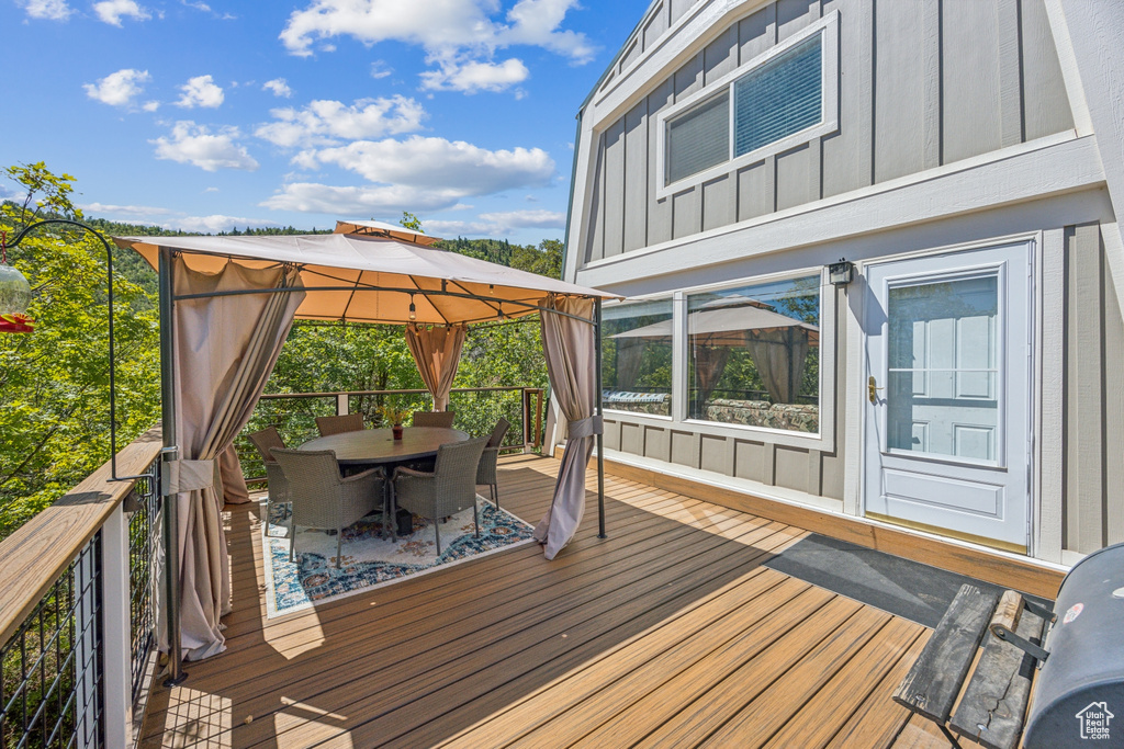 Deck featuring a gazebo