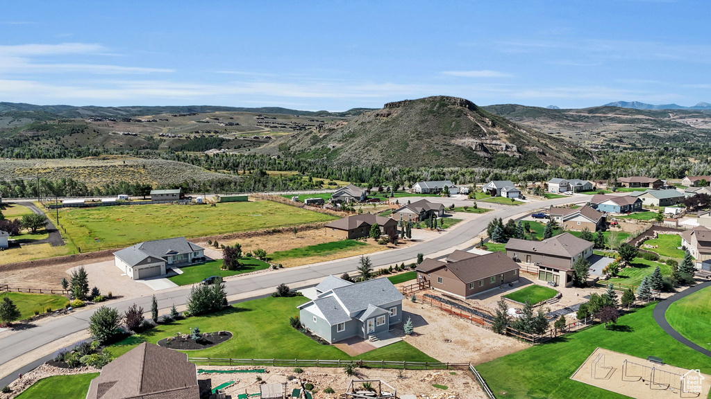 Bird\'s eye view featuring a mountain view