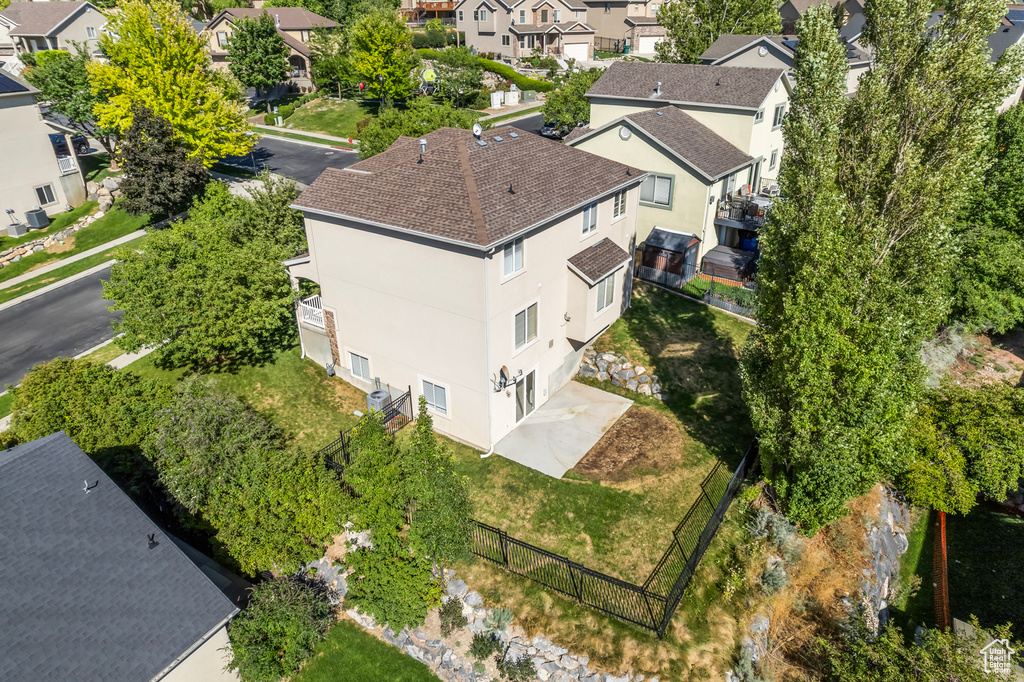 Birds eye view of property