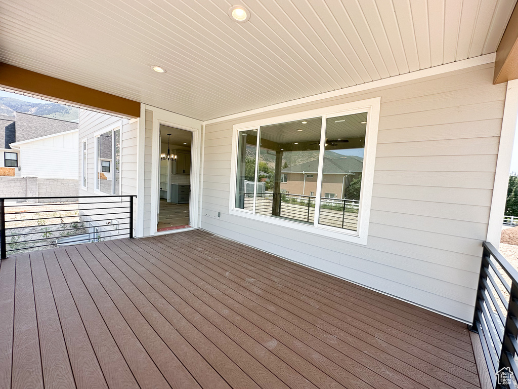 626 W COTTLE LN Farmington, UT 84025