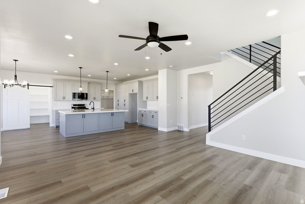 626 W COTTLE LN Farmington, UT 84025