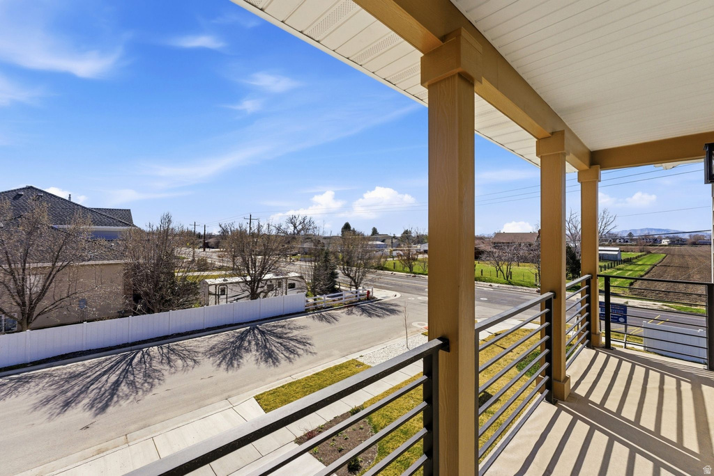 626 W COTTLE LN Farmington, UT 84025