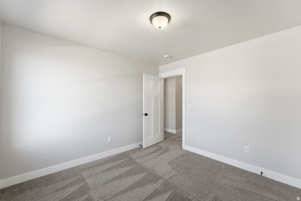 626 W COTTLE LN Farmington, UT 84025