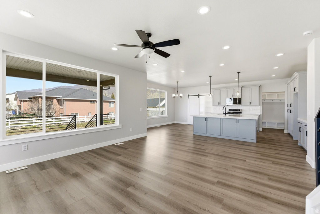 626 W COTTLE LN Farmington, UT 84025