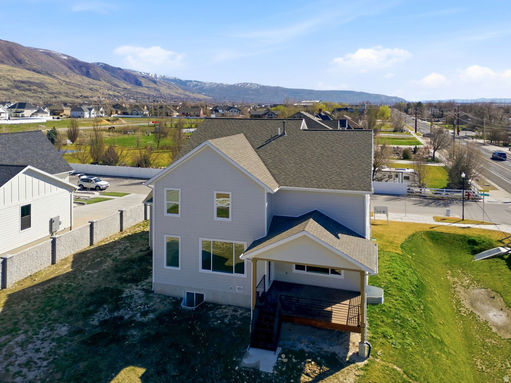 626 W COTTLE LN Farmington, UT 84025