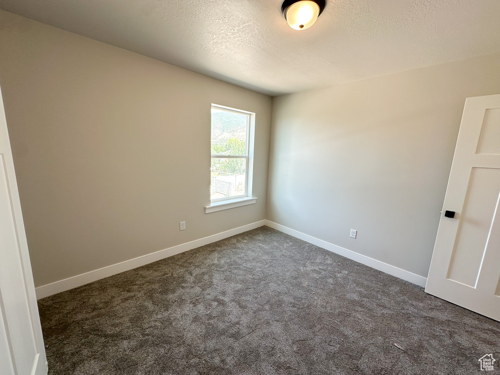 626 W COTTLE LN Farmington, UT 84025