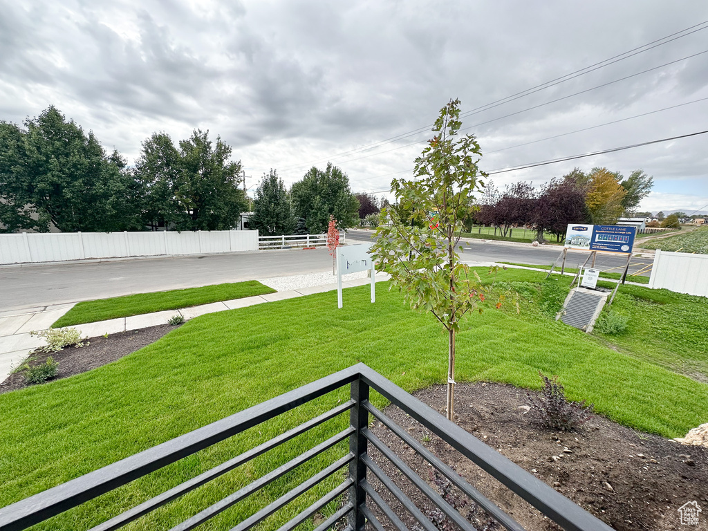 Photo 8 for MLS #2019370 at 626 W Cottle Ln