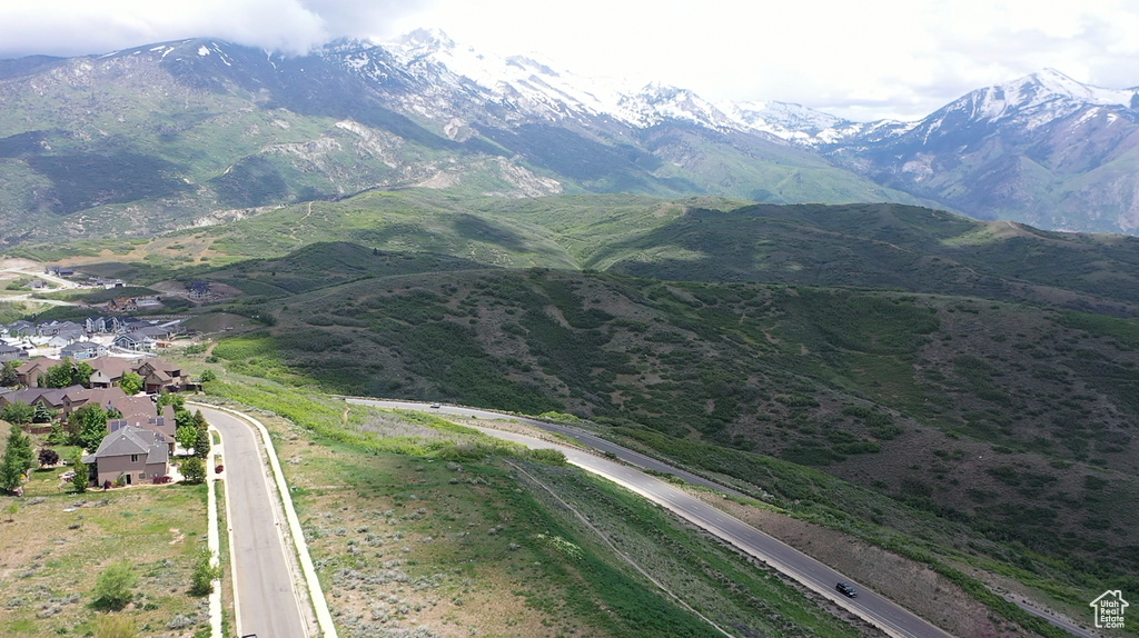 View of mountain feature