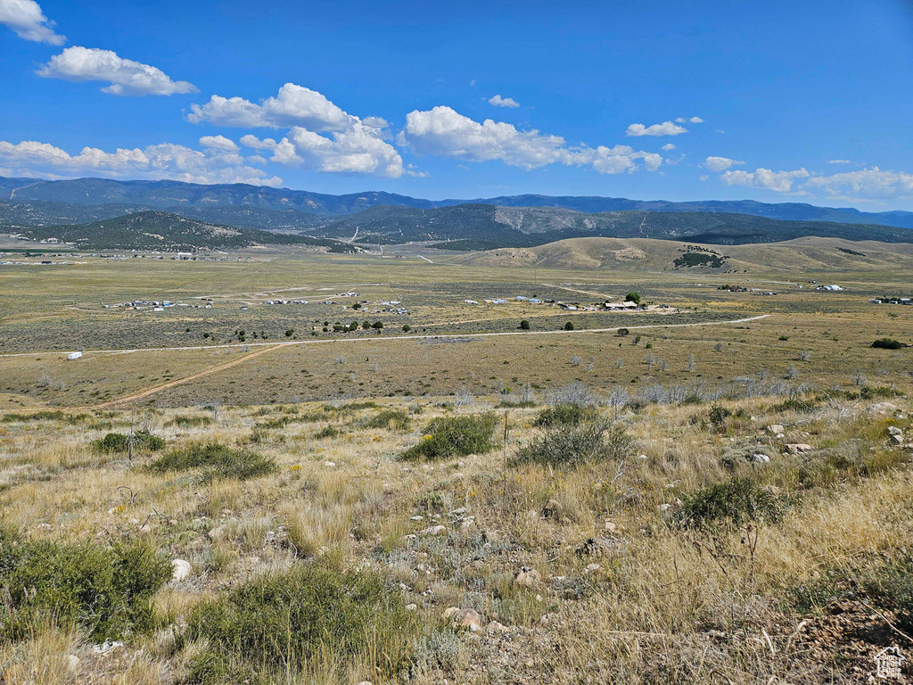 View of mountain feature