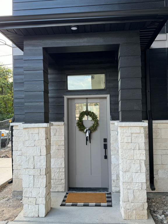 136 S 700 E #2 Salt Lake City, UT 84102