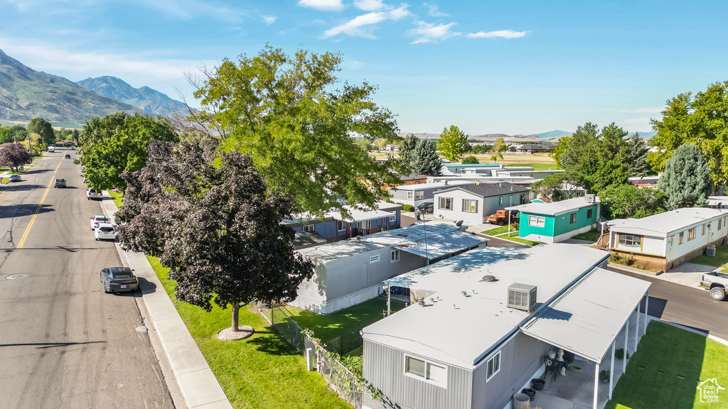 Bird's eye view featuring a mountain view