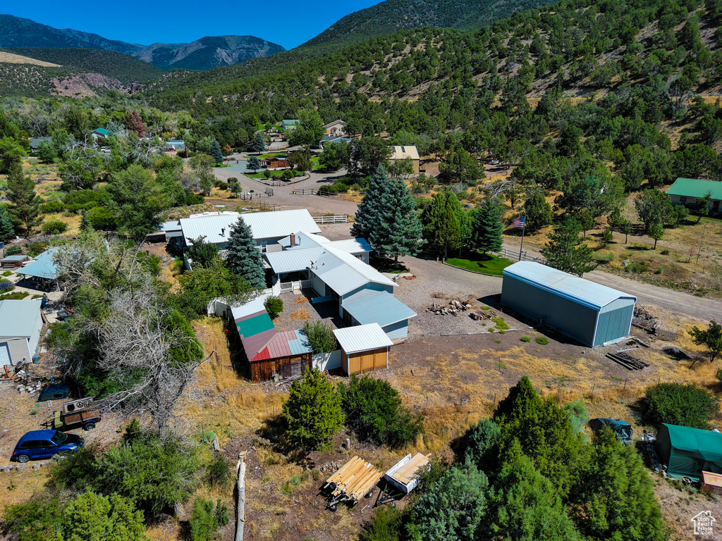 Bird's eye view with a mountain view