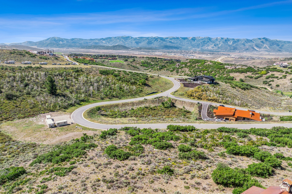 Drone / aerial view featuring a mountain view