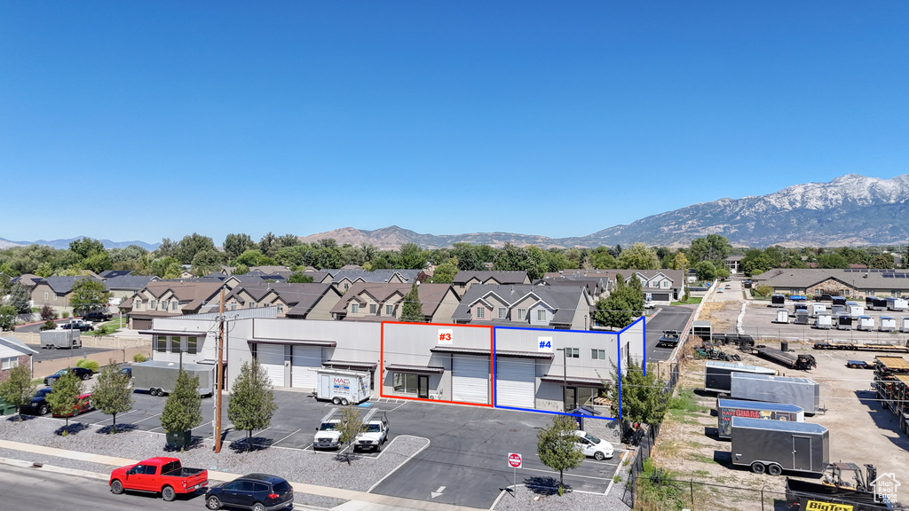 Drone / aerial view featuring a mountain view