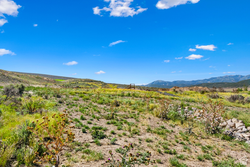 View of mountain feature