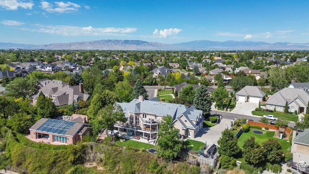 Bird's eye view with a mountain view