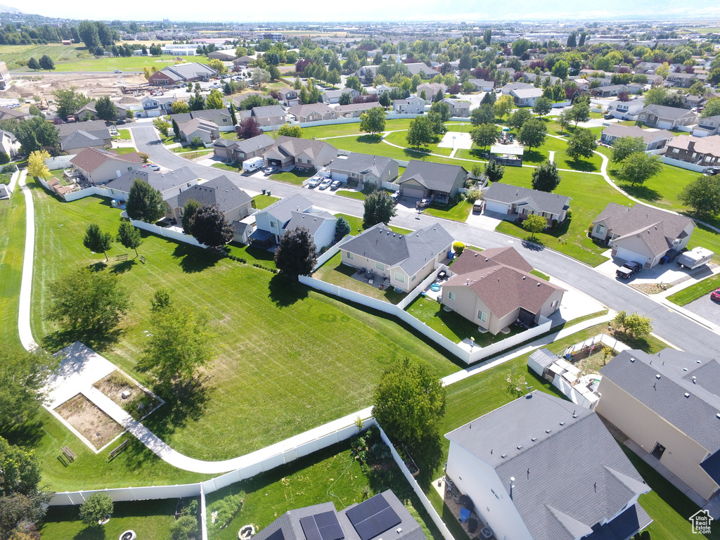 Birds eye view of property