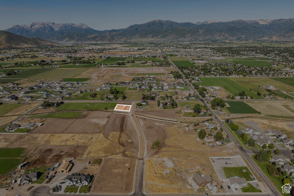 Bird's eye view with a mountain view