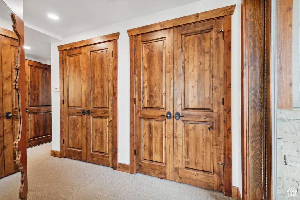 Interior details with carpet flooring