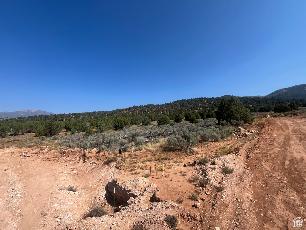 View of mountain feature