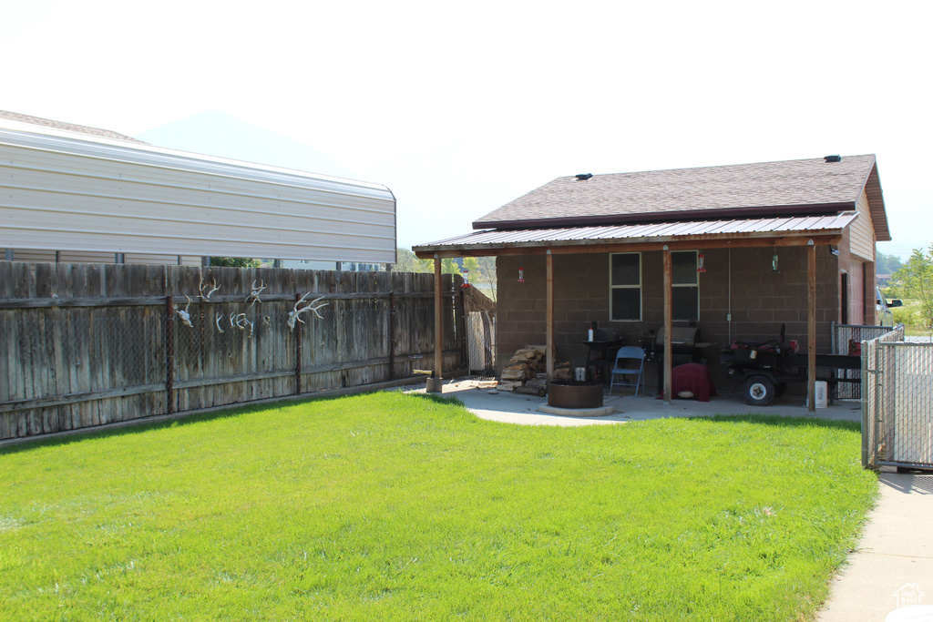 View of yard featuring a patio area