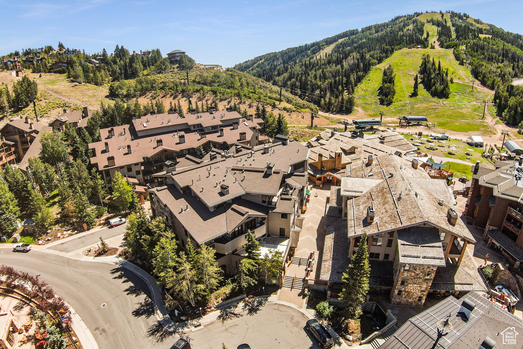 Drone / aerial view featuring a mountain view