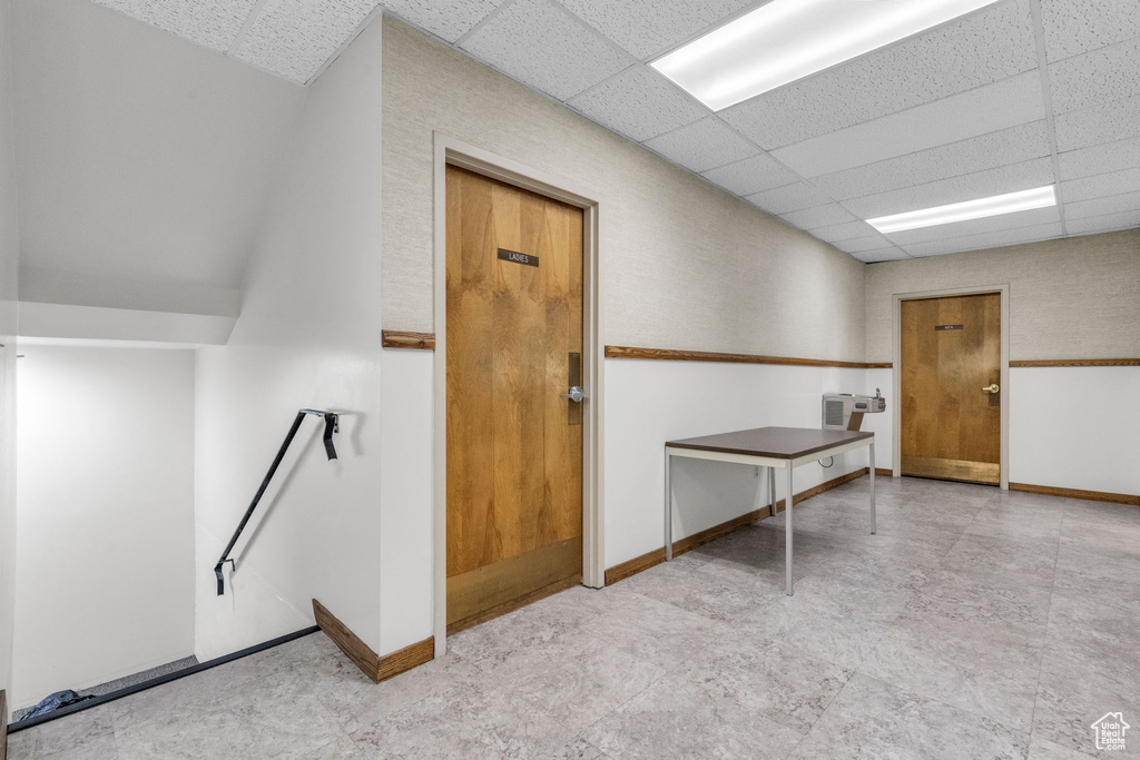 Interior space with a drop ceiling