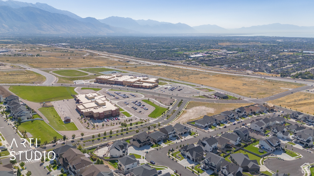 Drone / aerial view featuring a mountain view