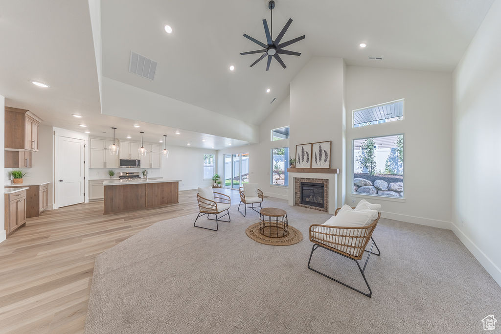 1136 N 1875 E #1 Layton, UT 84040