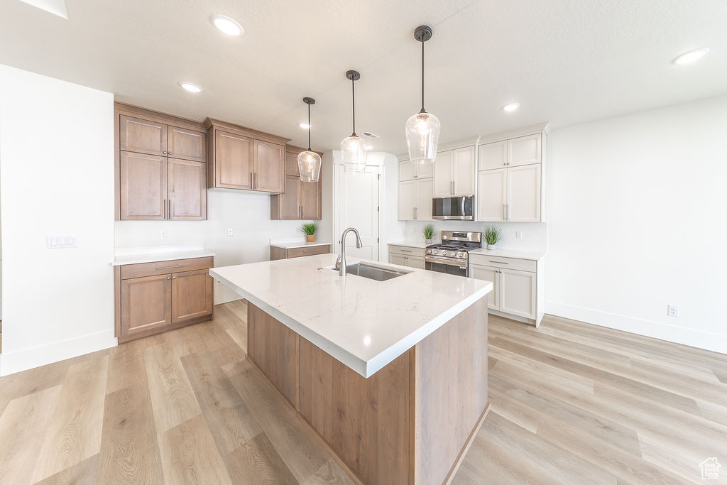 1136 N 1875 E #1 Layton, UT 84040