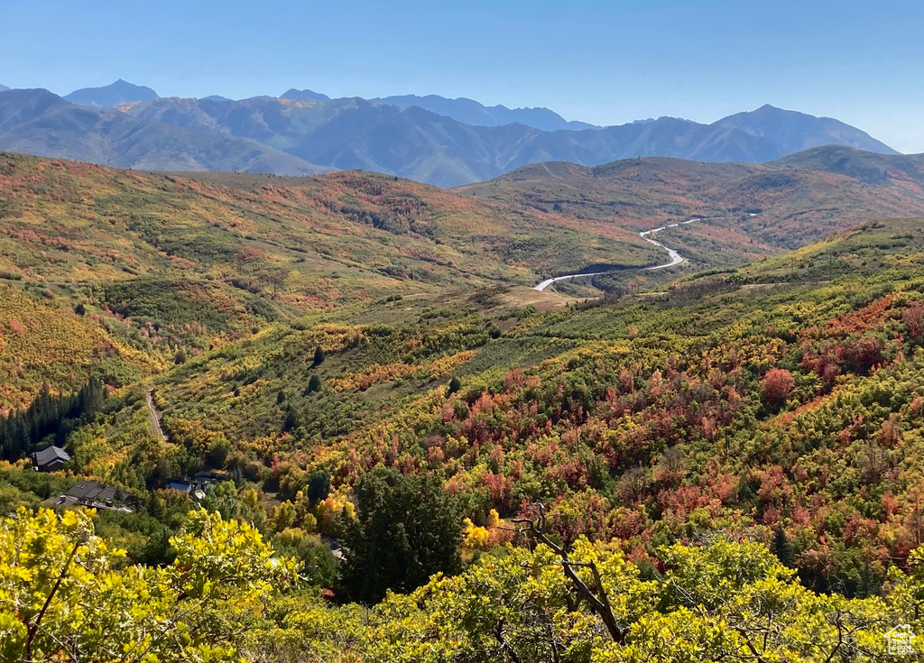 View of mountain feature