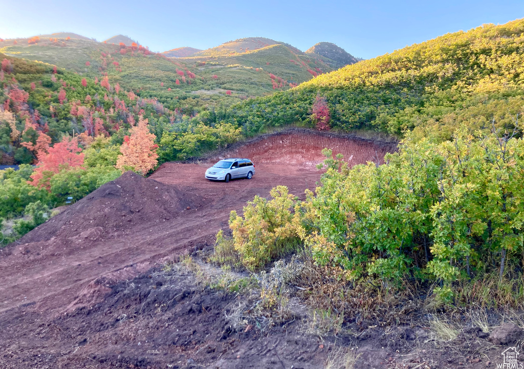 View of mountain feature