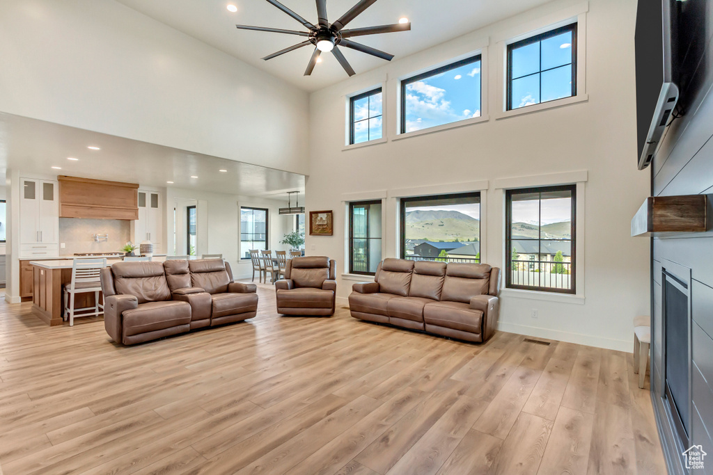9578 N BELLE ST Eagle Mountain, UT 84005