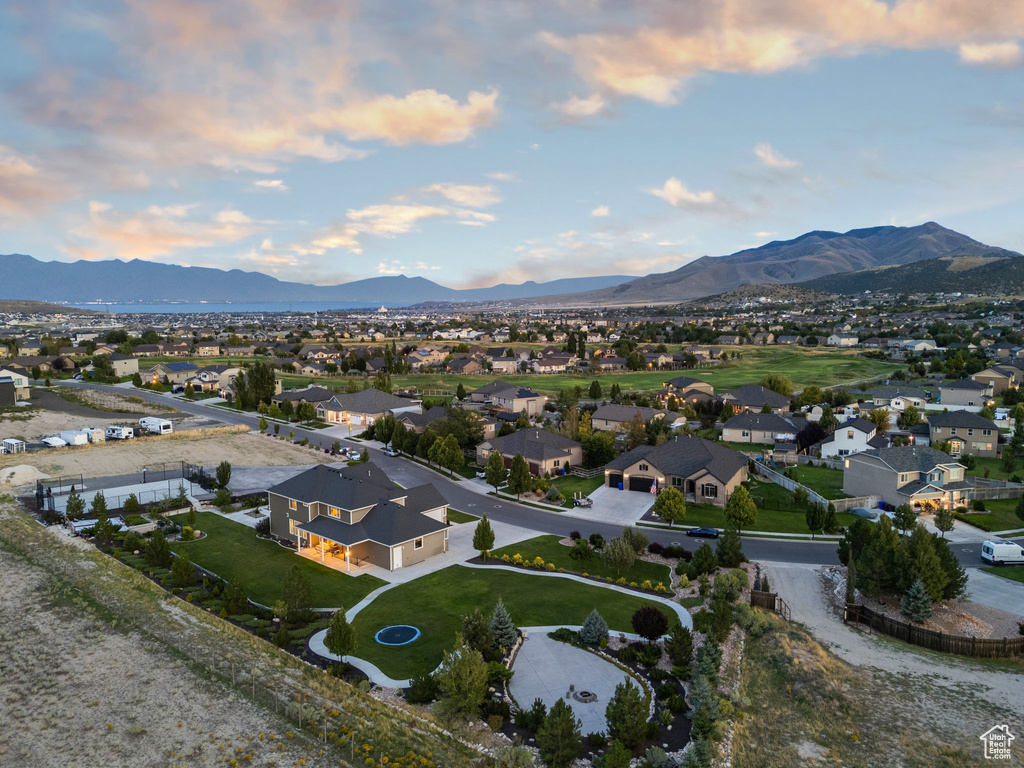 Aerial view at dusk with a mountain view