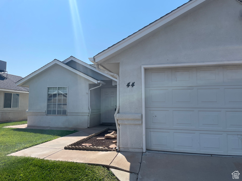 View of ranch-style home