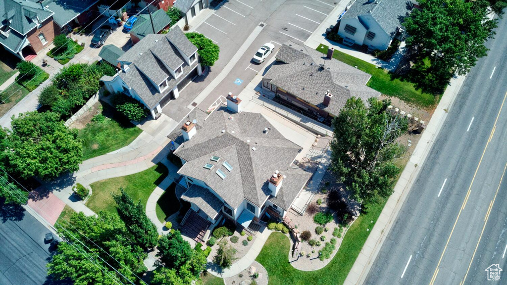 Birds eye view of property