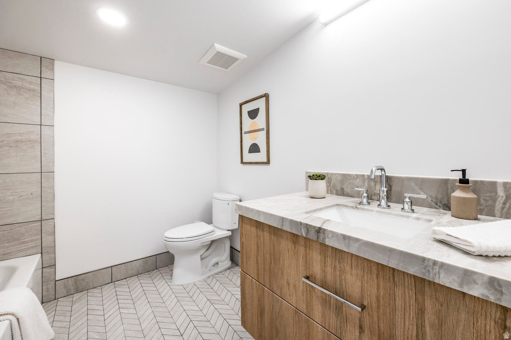 656 N EAST CAPITOL ST Salt Lake City, UT 84103