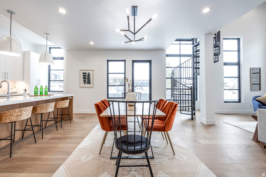 656 N EAST CAPITOL ST Salt Lake City, UT 84103