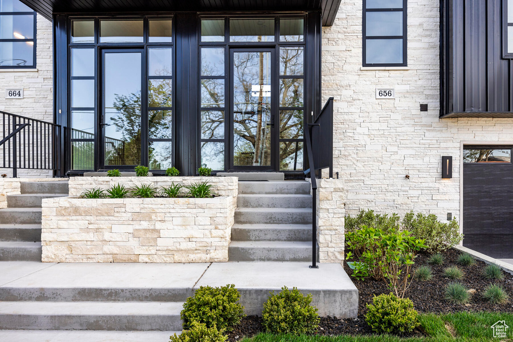 View of property entrance