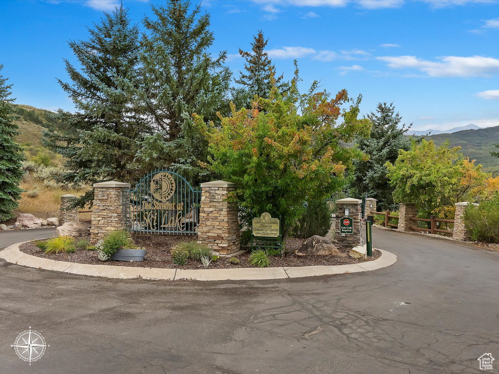 6462 SUMMIT CV Huntsville, UT 84317