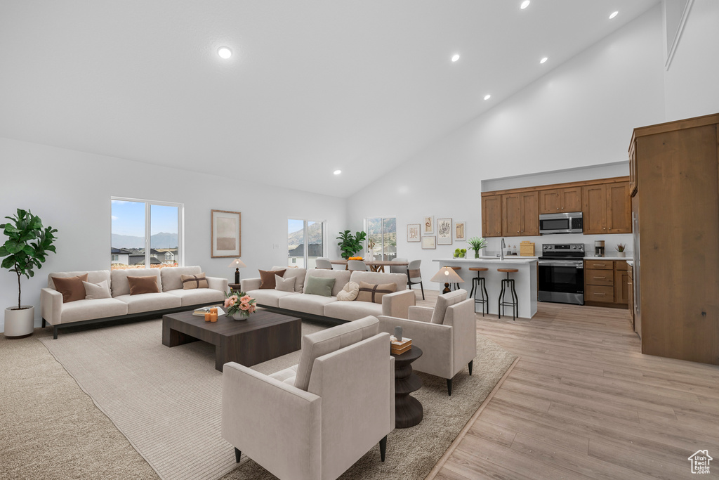 Photo 3 for MLS #2024155 at 1713 S Windsong Dr #378