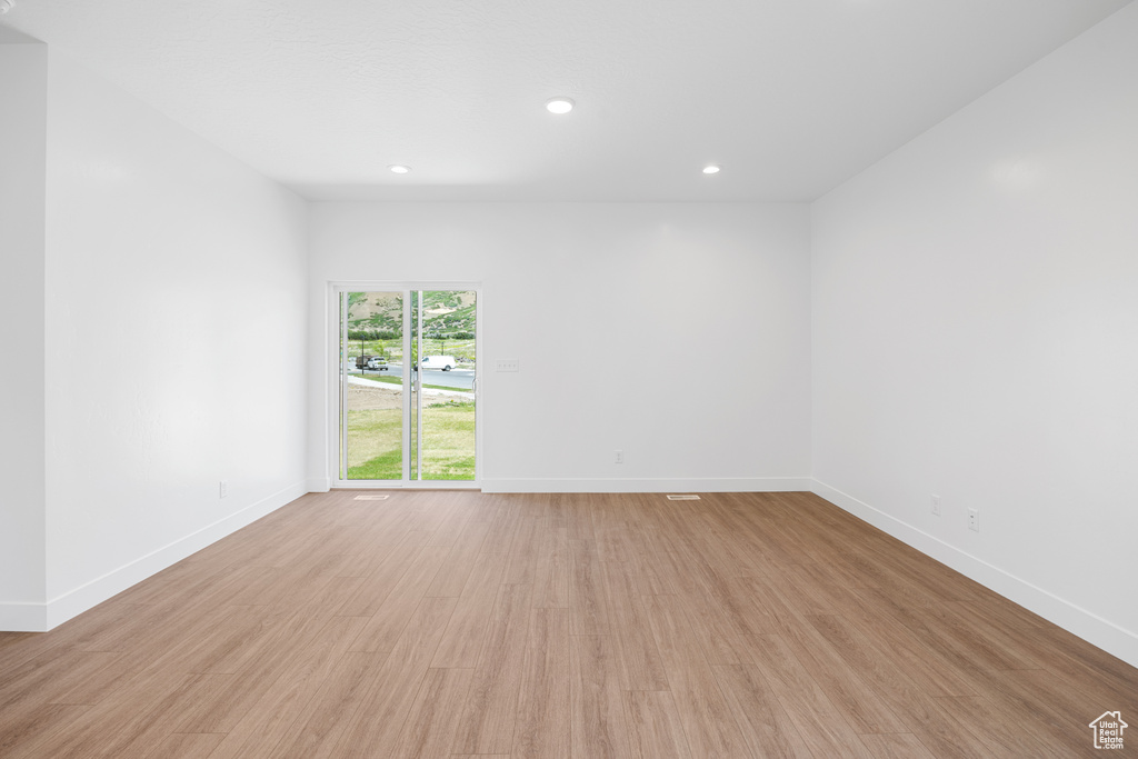 Photo 2 for MLS #2024160 at 1671 S Windsong Dr #374