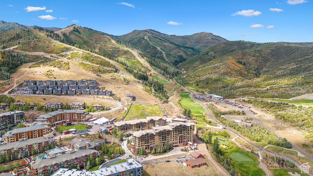 Drone / aerial view featuring a mountain view