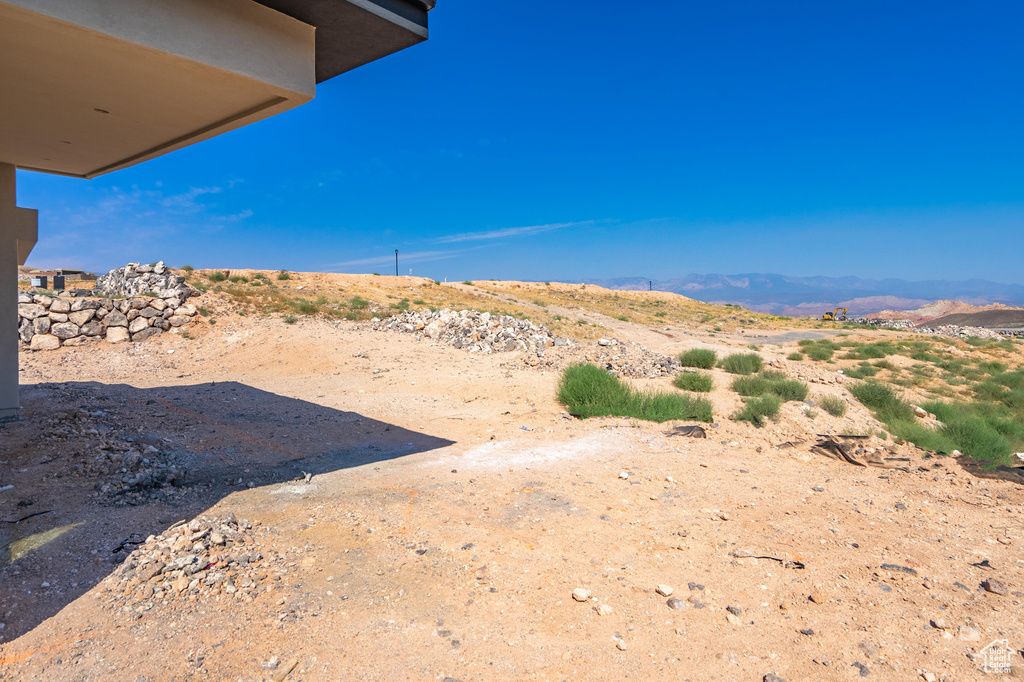 View of mountain feature