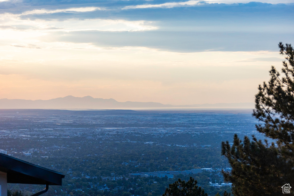 View of water feature featuring a mountain view