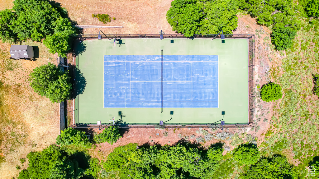 Birds eye view of property